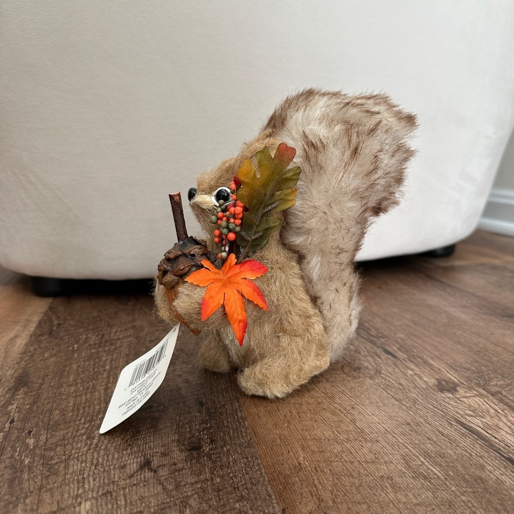 Fall Decor: Adorable Brown Squirrel Figurine
